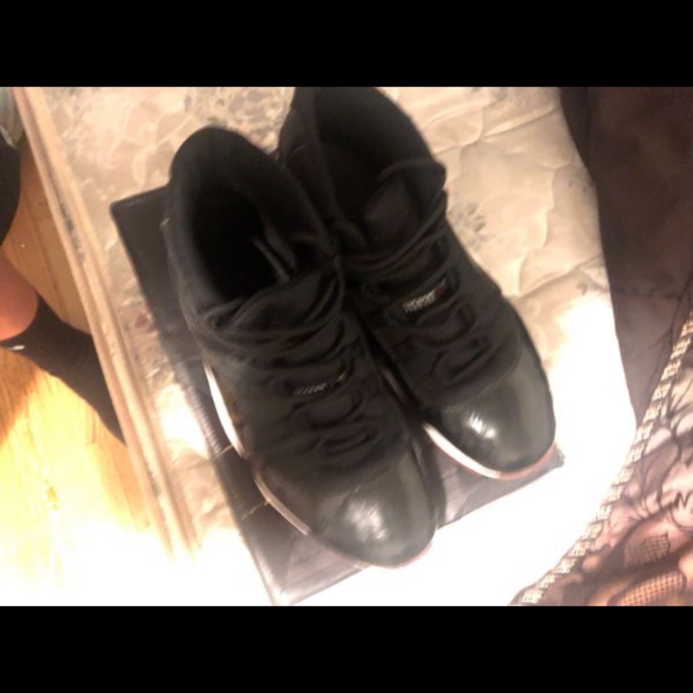 Jordan bred 11s - Picture 3 of 5